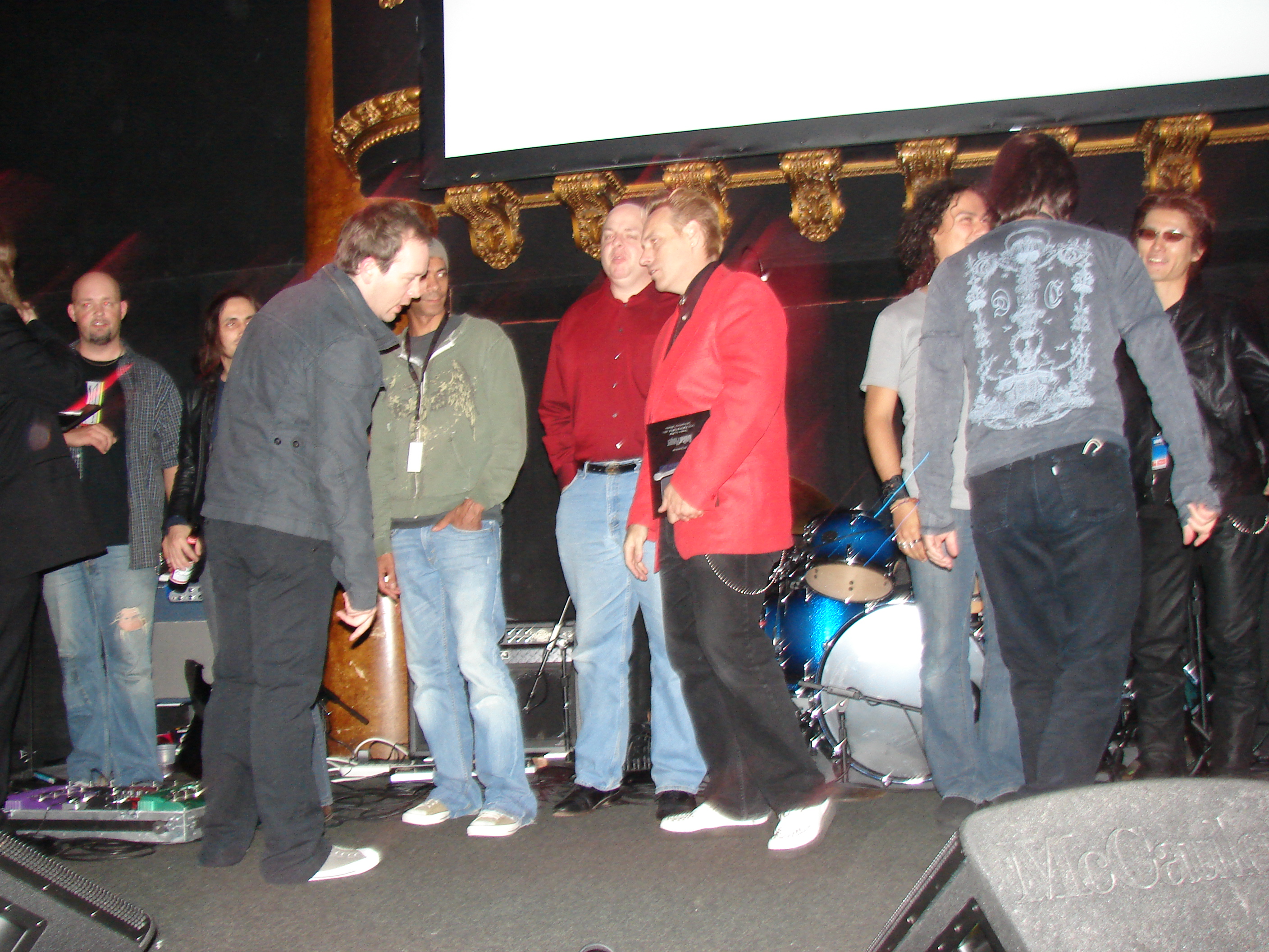 @guitar hero 2007 Nuno, Greg Howe, Joe Satriani, Steve Lukather,Mike Varney were as guest judge. taka played AngelWing in 2007 San Francisco